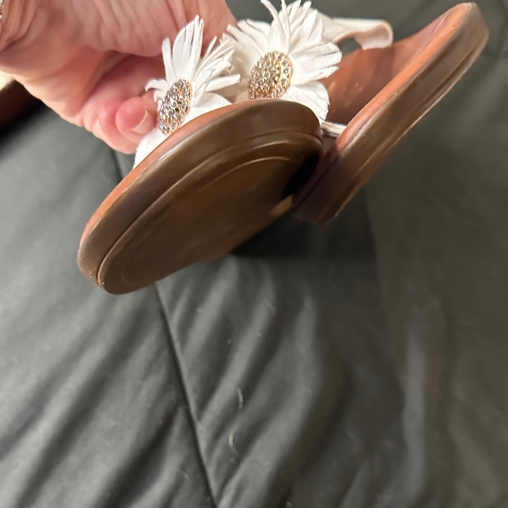 Toscanella White Floral Women's Sandals - Picture 5 of 8